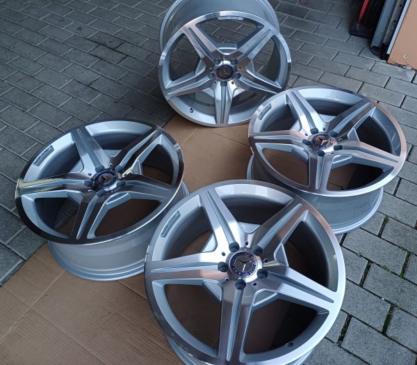 Mercedes SL R 230 "SELTENE" Original AMG Felgen in 8,5 J + 9,5 J x 19 Zoll – Bild 5