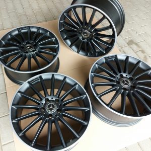 Mercedes A Klasse W 176 A 45 AMG + 4Matic, A 250 Sport + 4Matic Original AMG 8.0 J x 19 Zoll Felgensatz