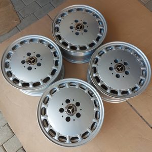 Mercedes SL 107 + S Klasse W 126 Original Felgen 7,0 J x 15 Zoll ET 25 Top Zustand