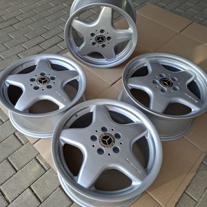 Mercedes E Klasse W 124, SLK 170/171, CLK W 208/209, W 202 Original AMG 7,5 J + 8,5 J x 17 Zoll Felgensatz