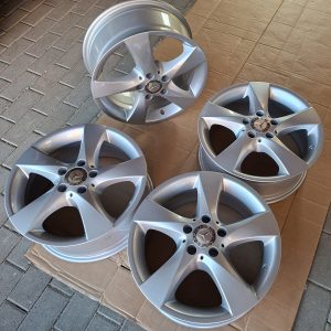 Mercedes V Klasse + Vito Baureihe W 447 Original 7,0 J x 17 Zoll ET 51 Felgensatz